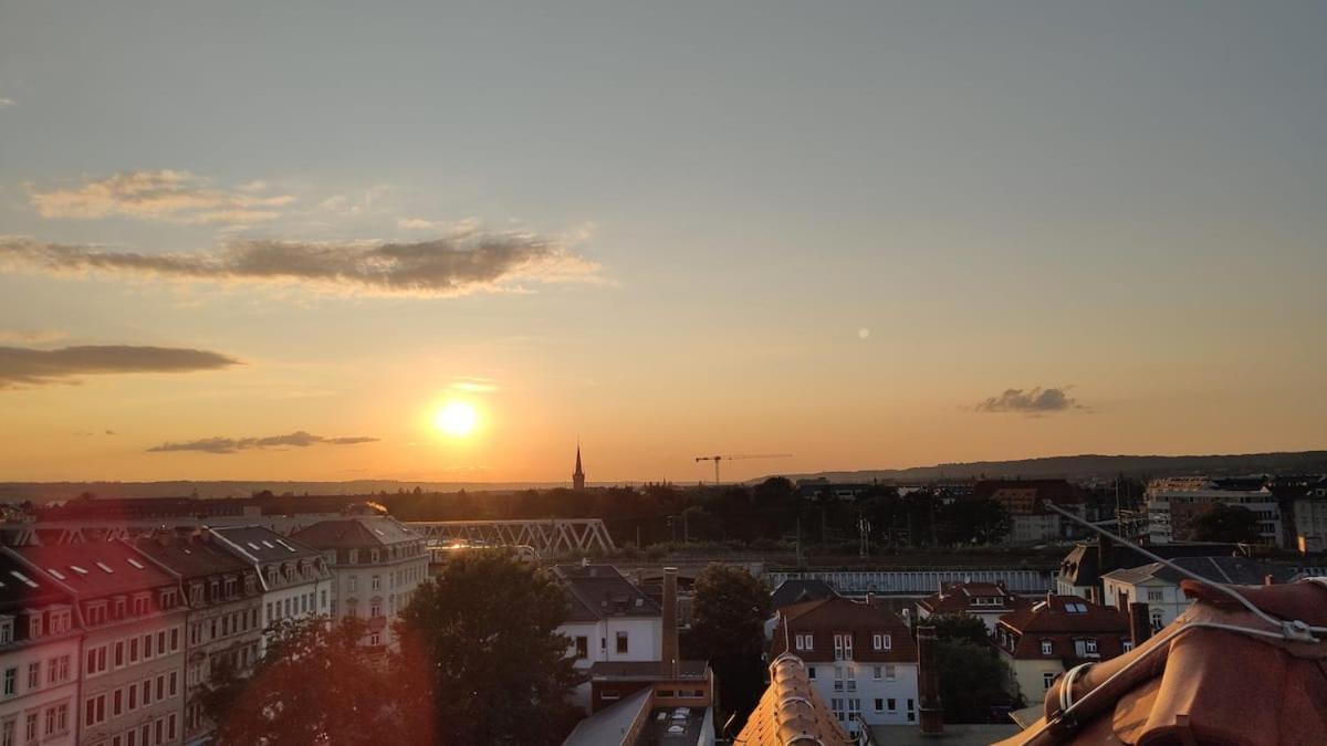 4 Raum Wohnung Mit Balkon Auf 120Sqm In Top Lage Dresden Luaran gambar